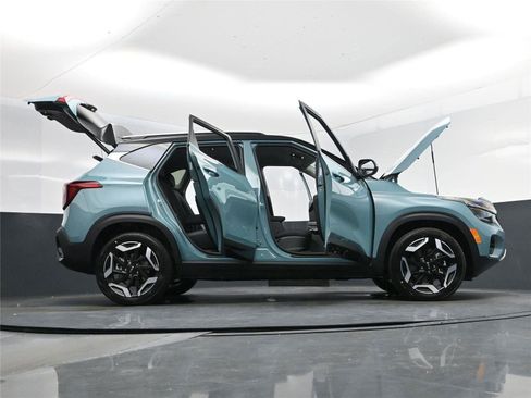New 2026 Kia Seltos SX image 39