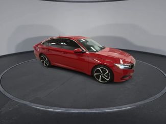 Used 2018 Honda Accord Sport video 2