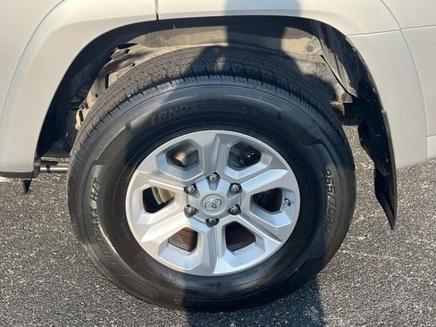 Used 2019 Toyota 4Runner SR5 image 11