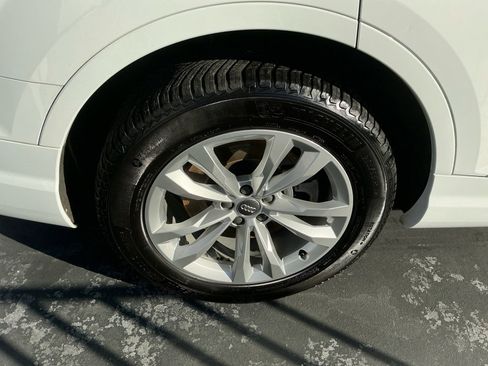 Used 2017 Audi Q7 3.0T Premium Plus image 24