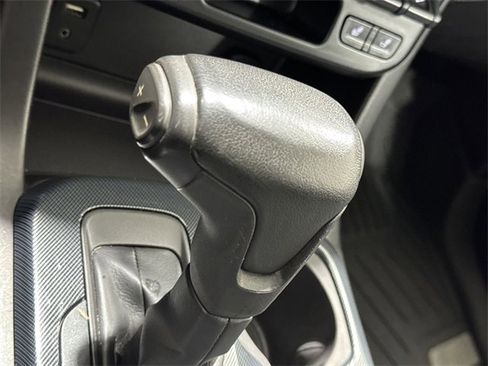 Certified 2015 Chevrolet Colorado Z71 image 16