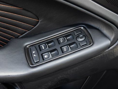Used 2018 Aston Martin Vanquish S RWD image 22