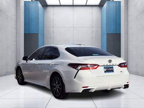 Used 2023 Toyota Camry SE image 26