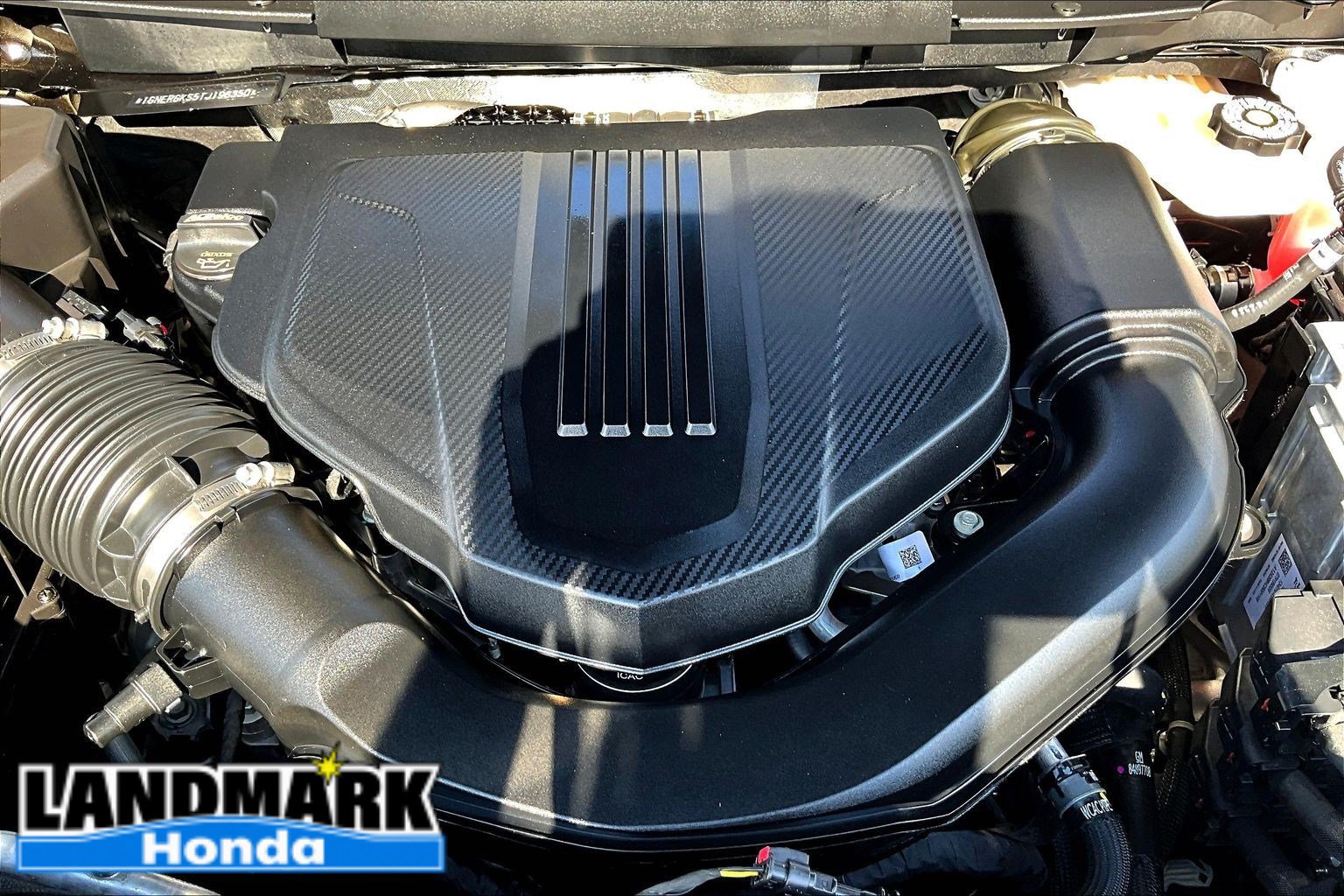 Used 2026 Chevrolet Traverse LT w/ Midnight/Sport Edition FWD image 34