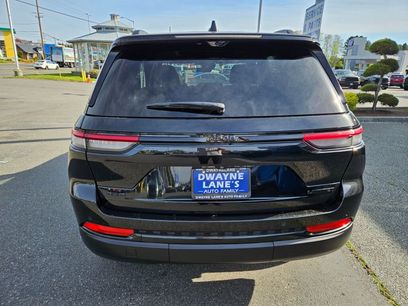 Used 2024 Jeep Grand Cherokee Limited w/ Luxury Tech Group II