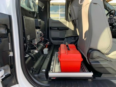 Used 2019 Ford F550 4x4 SuperCab Super Duty image 39