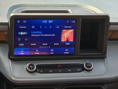 Used 2022 Ford Maverick Lariat w/ Lariat Luxury Package AWD/4WD image 4