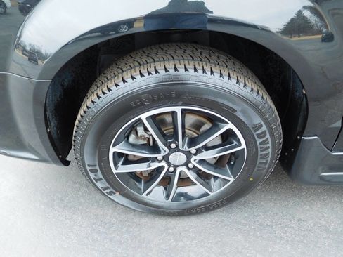 Used 2016 Dodge Grand Caravan R/T w/ Safety Sphere Group image 9