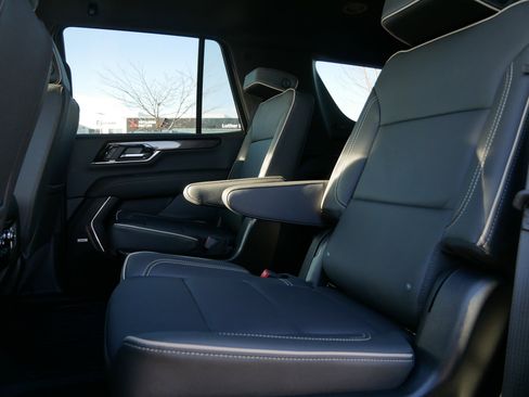 New 2026 GMC Yukon Elevation w/ LPO, Floor Liner Package image 5