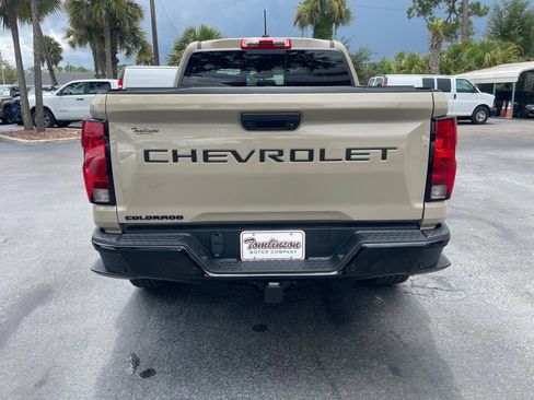 Used 2024 Chevrolet Colorado Trail Boss w/ Advanced Trailering Package AWD/4WD image 4