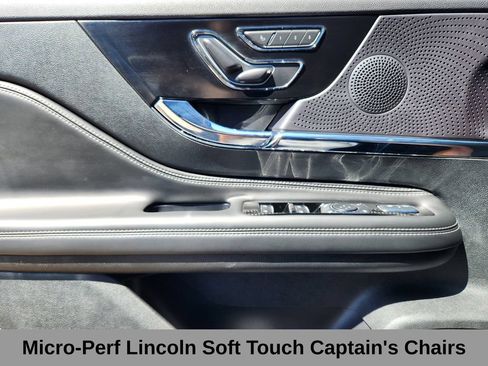 Used 2025 Lincoln Corsair AWD w/ Equipment Group 101A image 14