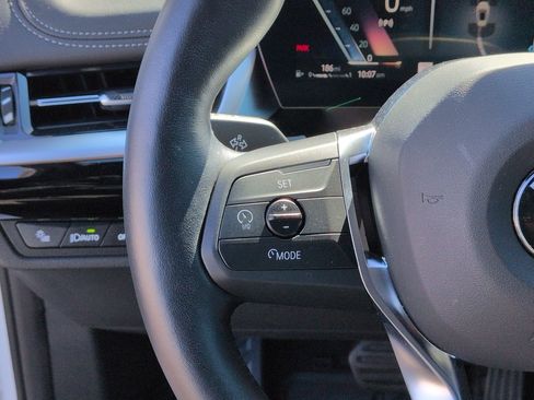 Used 2025 BMW X1 xDrive28i w/ Technology Package image 19