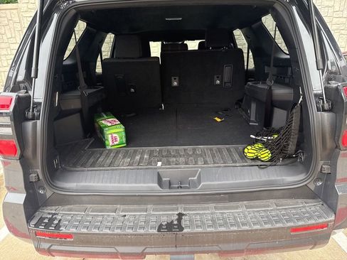 Used 2025 Toyota 4Runner SR5 RWD image 9