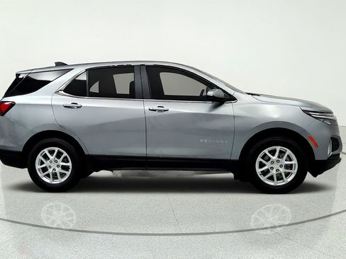 Used 2024 Chevrolet Equinox LT AWD/4WD image 6