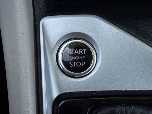 Used 2025 Nissan Altima 2.5 SV FWD image 19