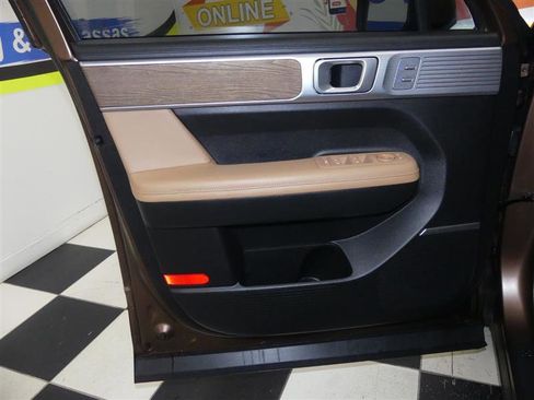 Used 2024 Hyundai Santa Fe Limited image 28