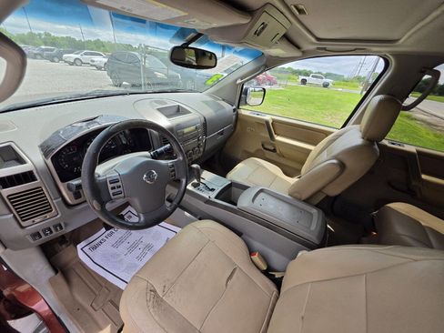 Used 2004 Nissan Armada LE w/ (SR2) Sunroof Pkg (LE) RWD image 3