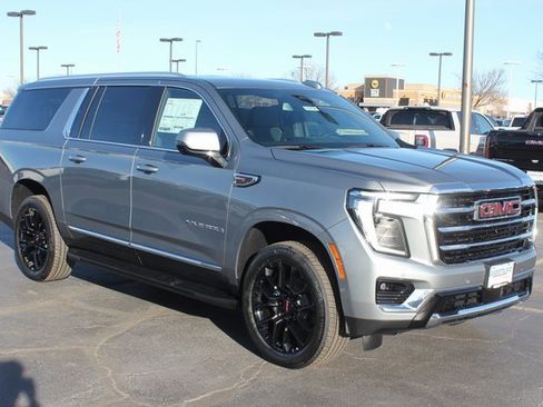 New 2026 GMC Yukon XL Elevation w/ LPO, Floor Liner Package image 7