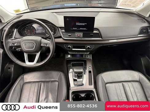 Used 2023 Audi Q5 2.0T Premium w/ Convenience Package image 15