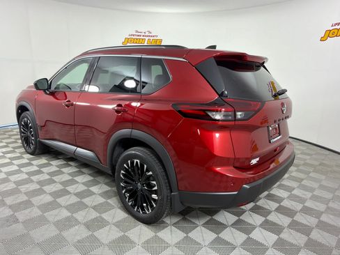 Certified 2026 Nissan Rogue Dark Armor FWD image 3