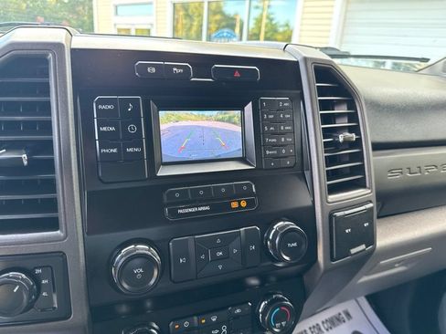 Used 2019 Ford F250 XL w/ STX Appearance Package AWD/4WD image 21