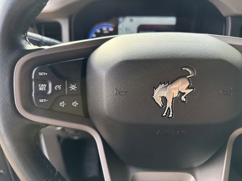 Used 2024 Ford Bronco Wildtrak image 26