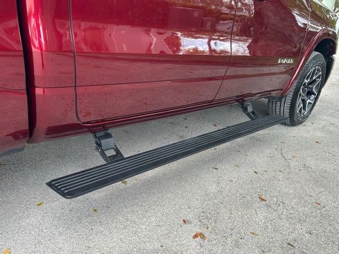 Used 2025 RAM 1500 Laramie image 39