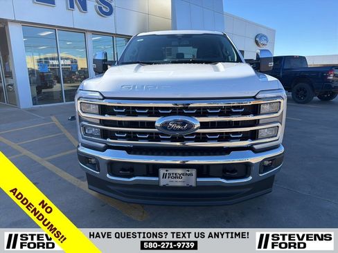 Used 2026 Ford F250 Lariat w/ Chrome Package image 8
