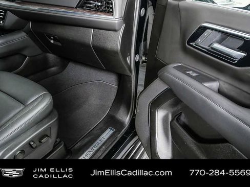Used 2025 Chevrolet Tahoe LT AWD/4WD image 24