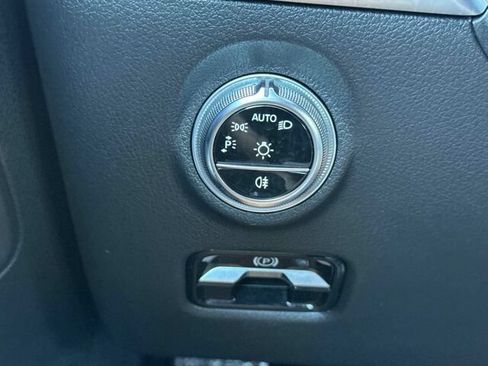 Used 2024 Mercedes-Benz C 300 4MATIC Sedan image 33