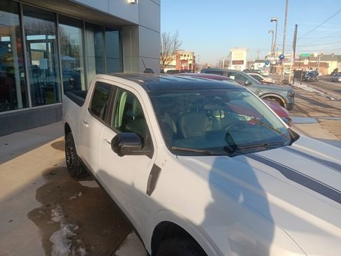 New 2025 Ford Maverick Lariat w/ Black Appearance Package image 20