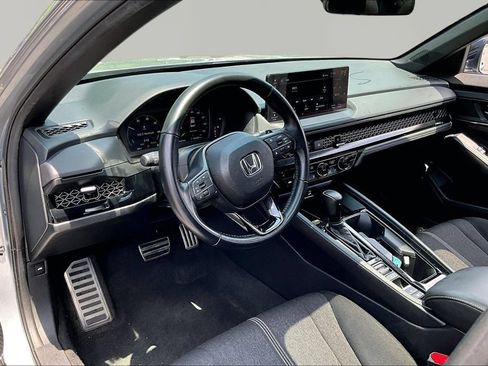 Used 2025 Honda Accord Sport image 14