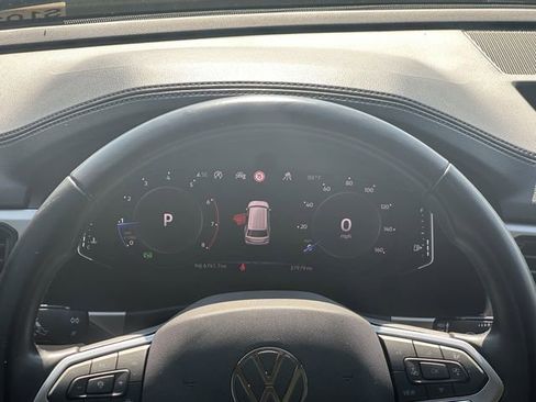 Used 2021 Volkswagen Atlas SEL Premium image 27