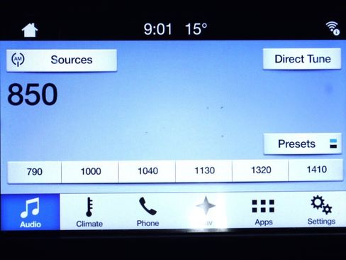 Used 2017 Ford F150 Lariat AWD/4WD image 18