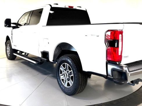 Used 2026 Ford F250 Lariat AWD/4WD image 7