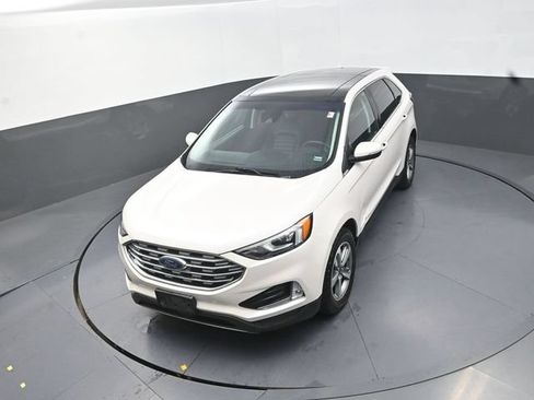 Used 2019 Ford Edge SEL w/ Equipment Group 201A AWD/4WD image 25