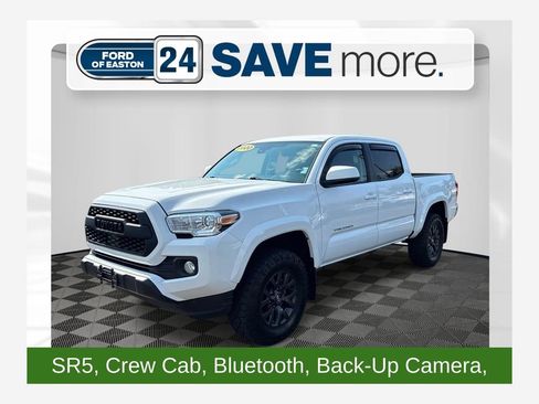 Used 2020 Toyota Tacoma SR5 AWD/4WD image 1