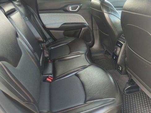 Used 2023 Jeep Compass Latitude image 24