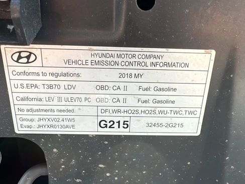 Used 2018 Hyundai Santa Fe Sport FWD image 10