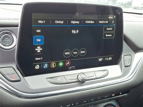 New 2025 Chevrolet Blazer LT image 9