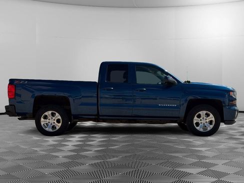 Used 2018 Chevrolet Silverado 1500 LT w/ All Star Edition AWD/4WD image 2