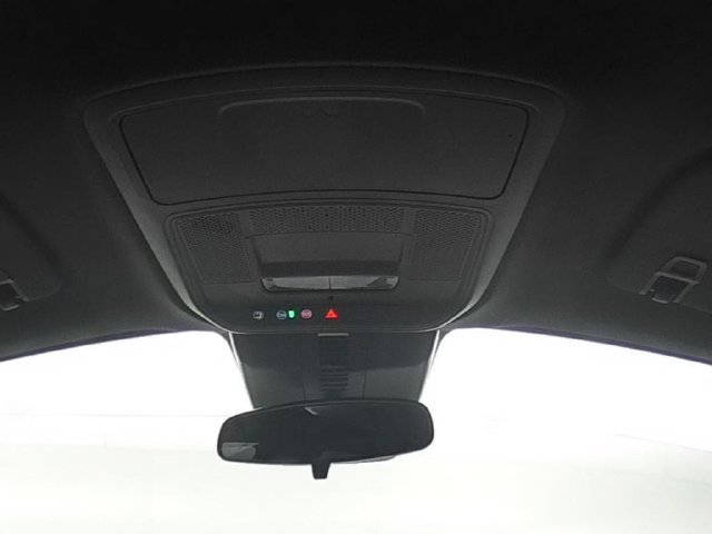 Used 2025 Chevrolet Traverse LT AWD/4WD image 38