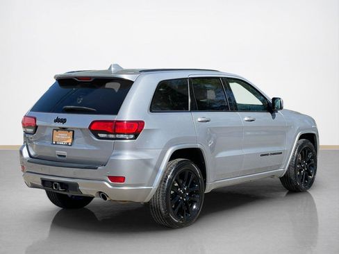 Used 2020 Jeep Grand Cherokee Altitude image 8