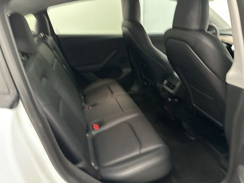Used 2023 Tesla Model Y Long Range image 21