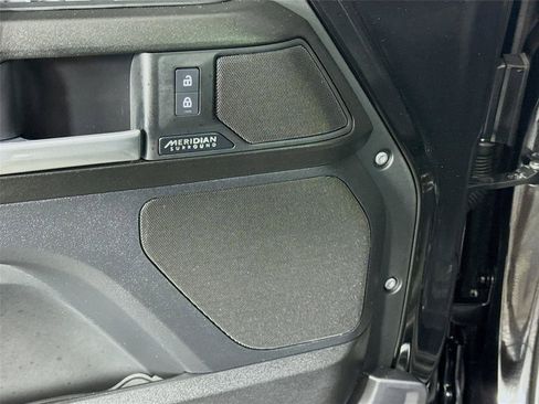 Certified 2025 Land Rover Defender 130 V8 AWD/4WD image 20