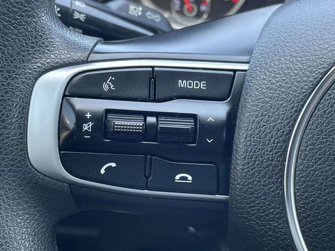 Used 2022 Kia K5 LXS image 21