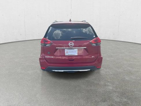 Used 2017 Nissan Rogue SL FWD image 7