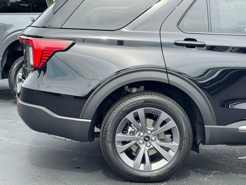 New 2025 Ford Explorer Active w/ Active Comfort Package image 46