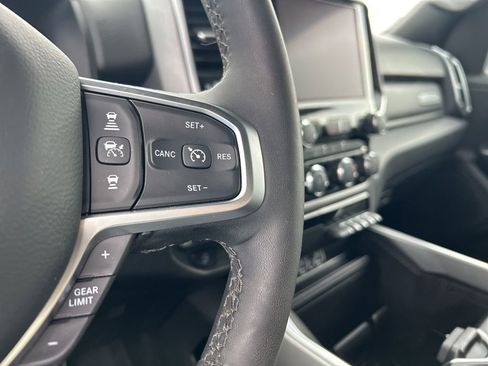 Used 2025 RAM 1500 Big Horn AWD/4WD image 8