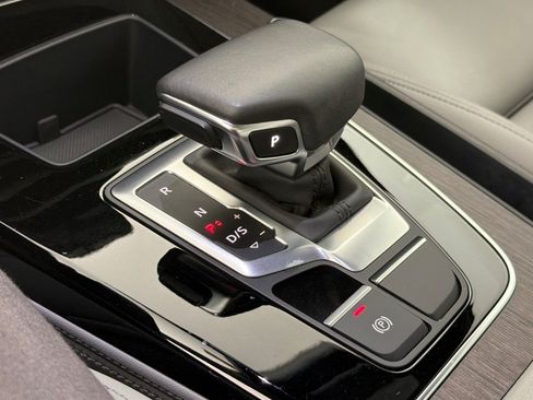 Used 2023 Audi Q5 2.0T Premium Plus AWD/4WD image 21